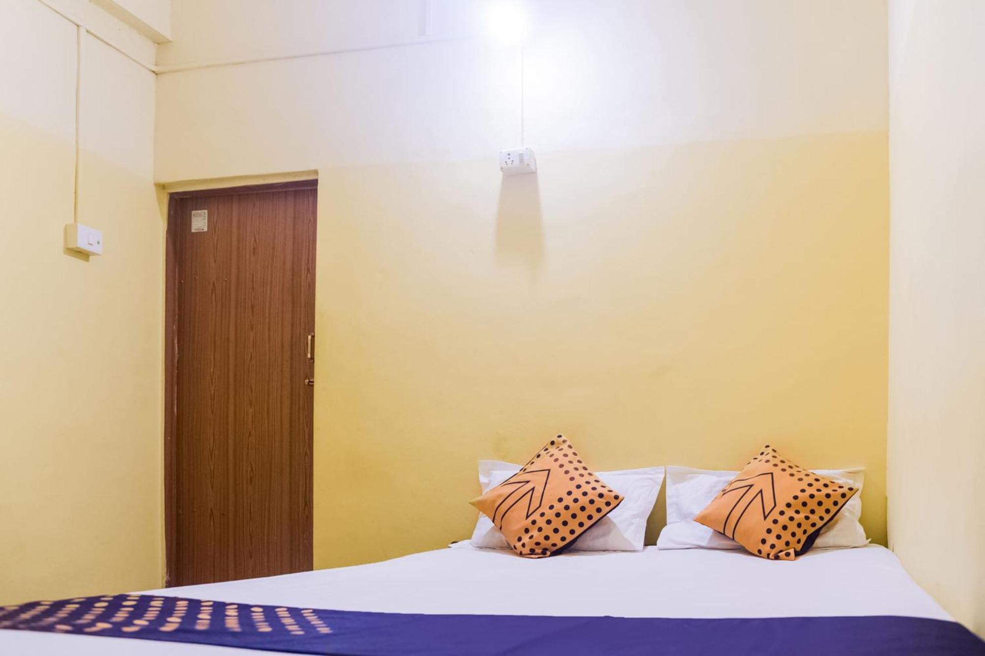 Brahmapur Hotel O Flagship The Residence Inn מראה חיצוני תמונה