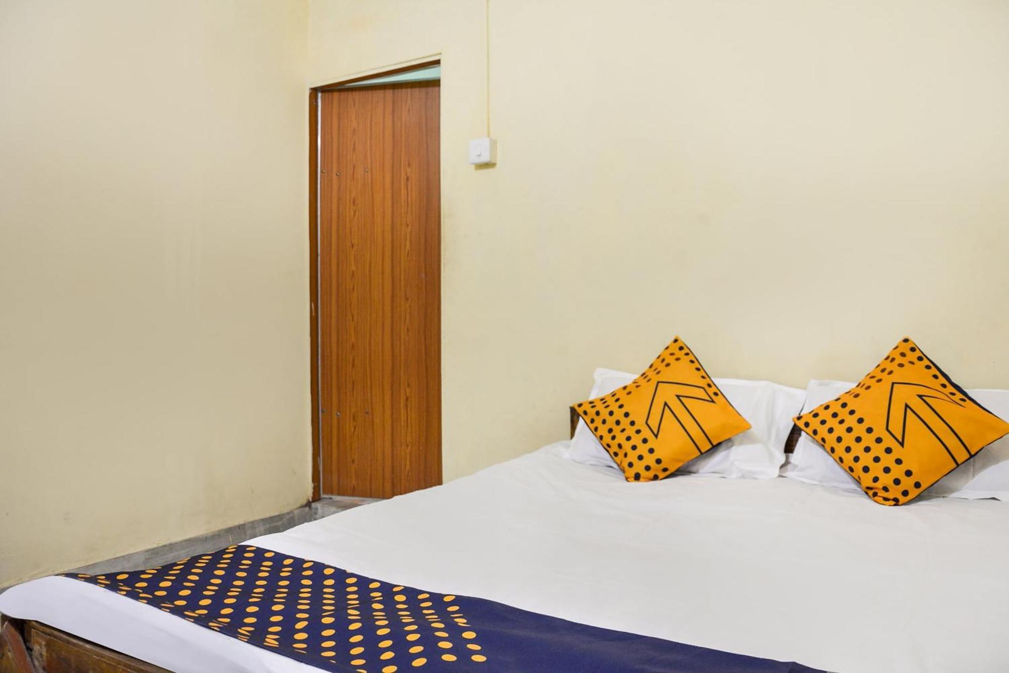 Brahmapur Hotel O Flagship The Residence Inn מראה חיצוני תמונה