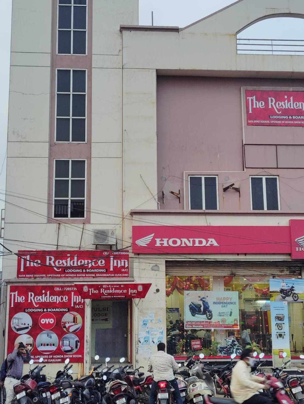 Brahmapur Hotel O Flagship The Residence Inn מראה חיצוני תמונה