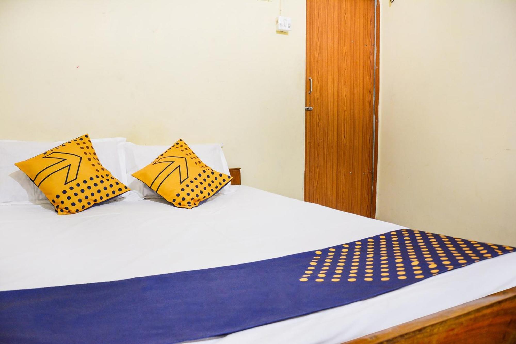 Brahmapur Hotel O Flagship The Residence Inn מראה חיצוני תמונה