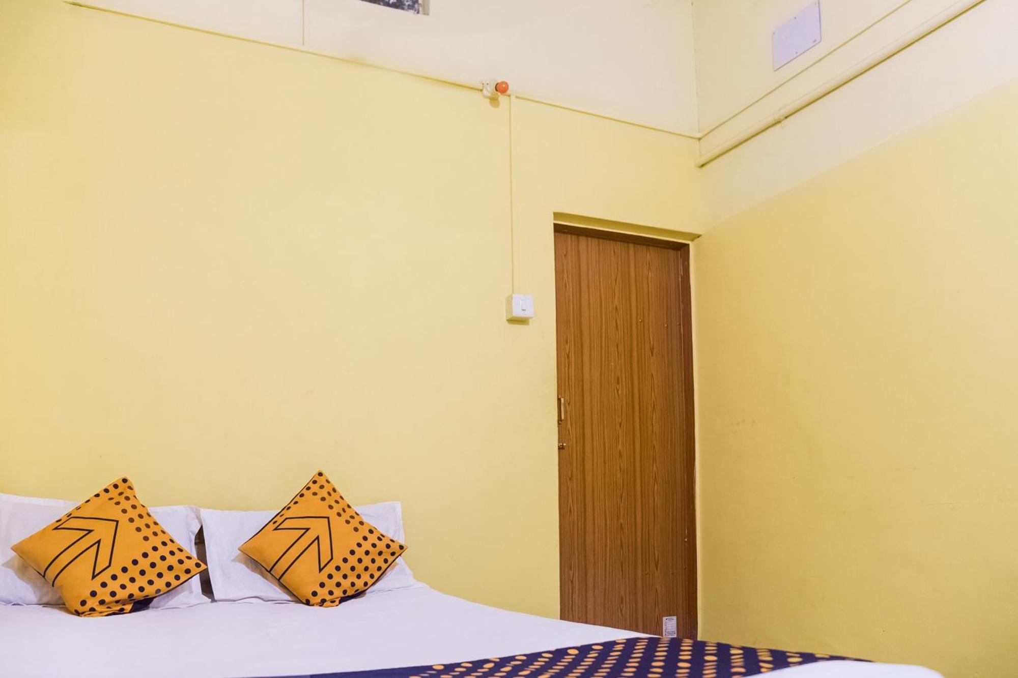 Brahmapur Hotel O Flagship The Residence Inn מראה חיצוני תמונה